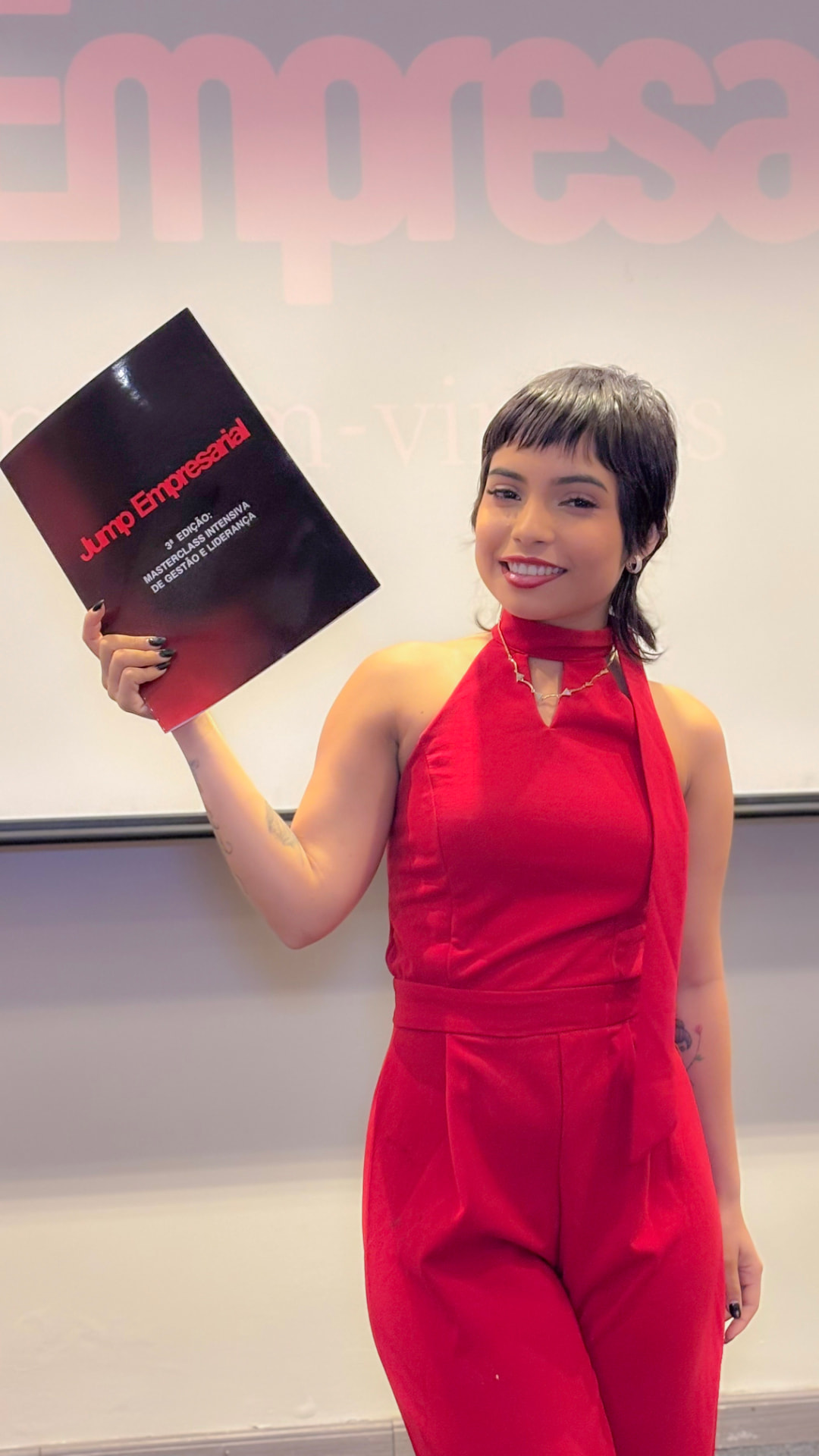 Participante com o material Jump Empresarial